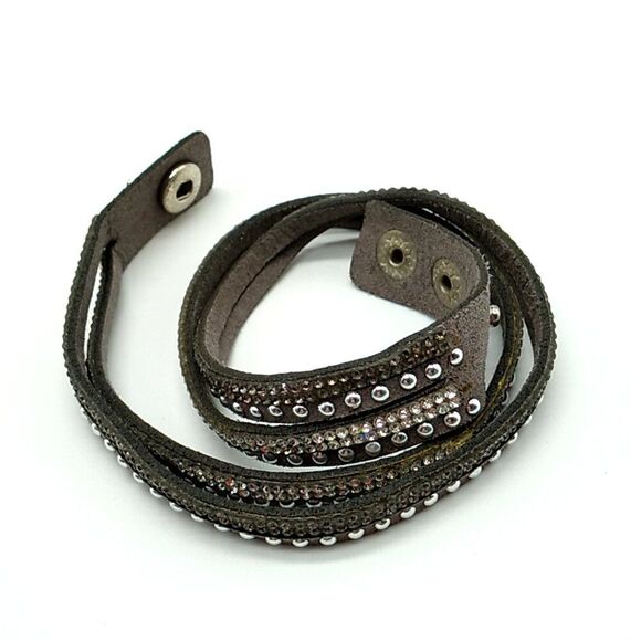 YIK Fung Crystal Studded Leather Wrap Bracelet Signed - Picture 9 of 15